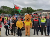 Vintage tractor run takes to the beach for Sandy Bear charity