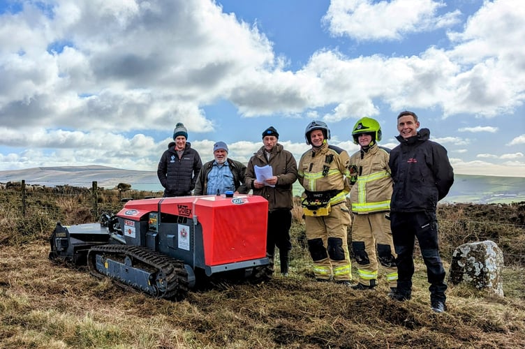 Group with iCutter on Carningli, Pembrokeshire