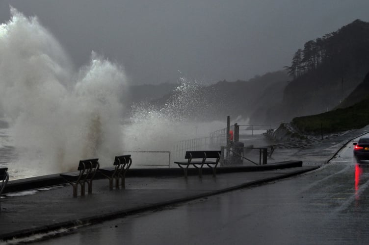 Amroth wave